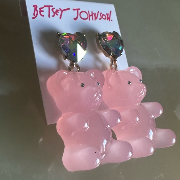 Betsey Johnson pink large gummy bear - Picture 6 of 6